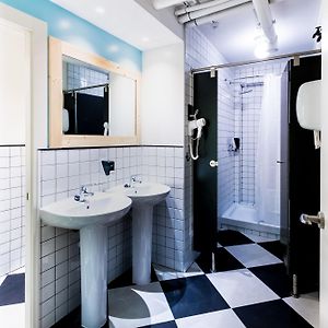 Dormitory Room Mixed